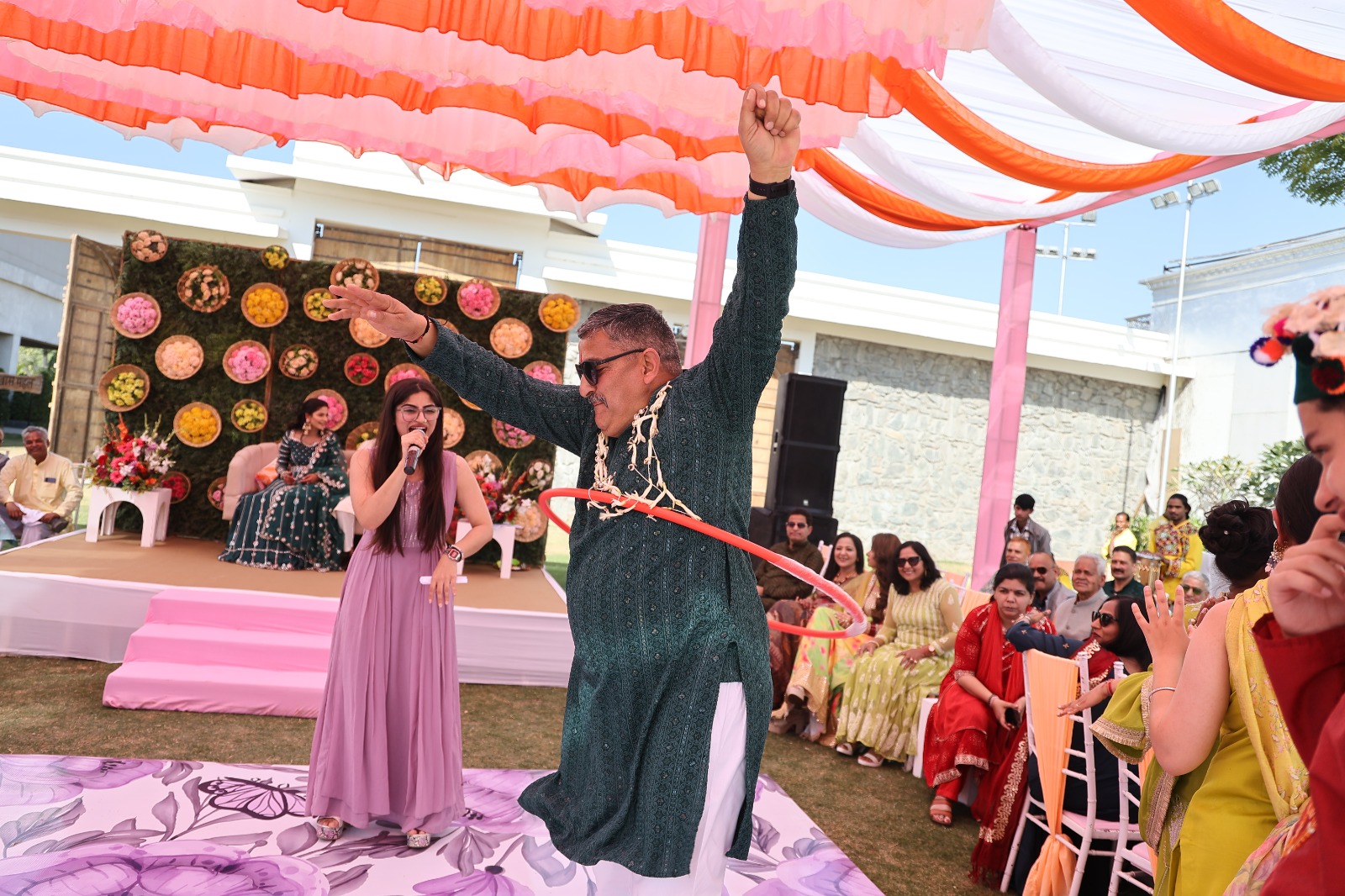 Dance groups and performers